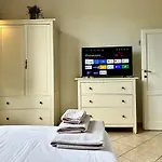 Magnificat\'S Apartment